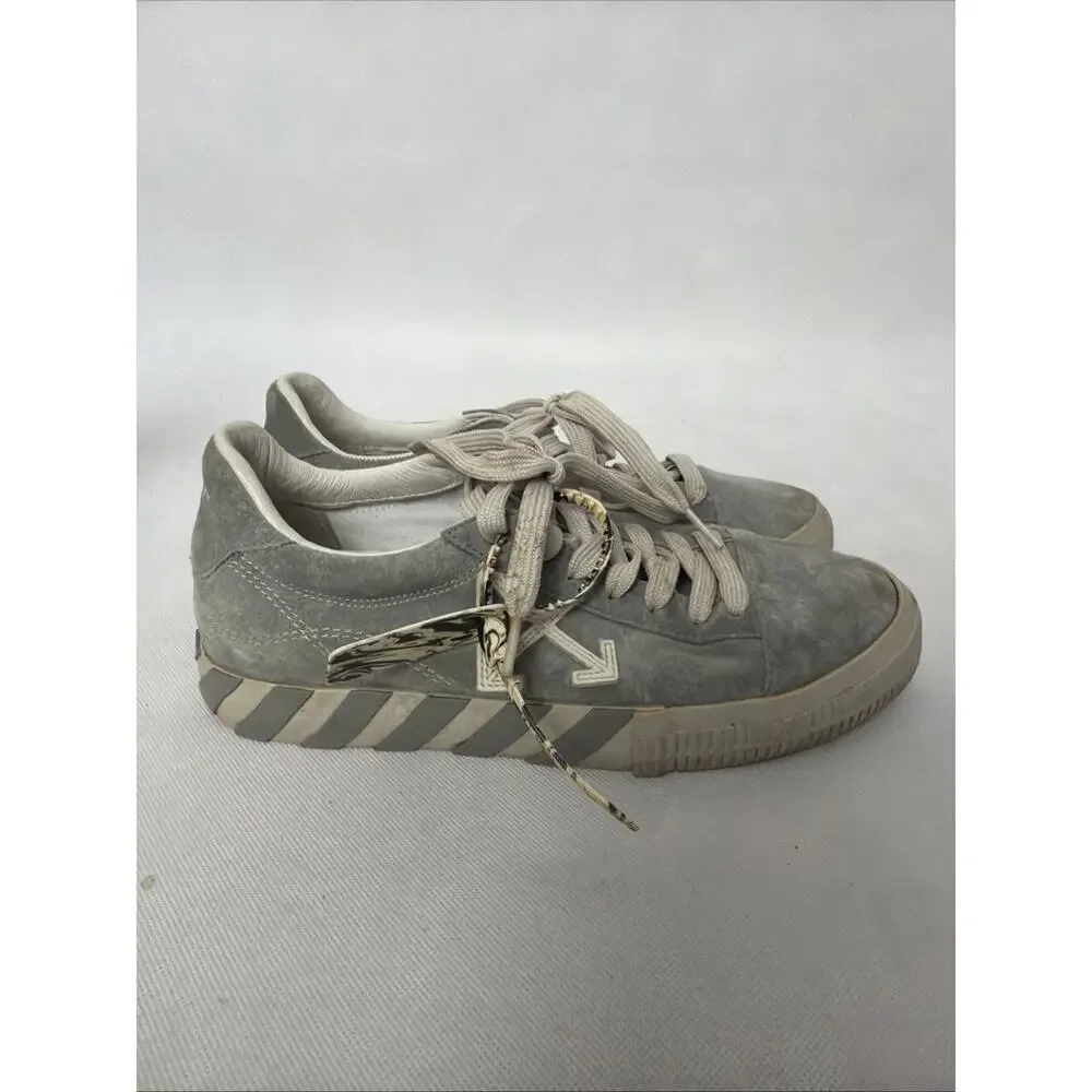 Off white vulcanized sneaker Gray size 42